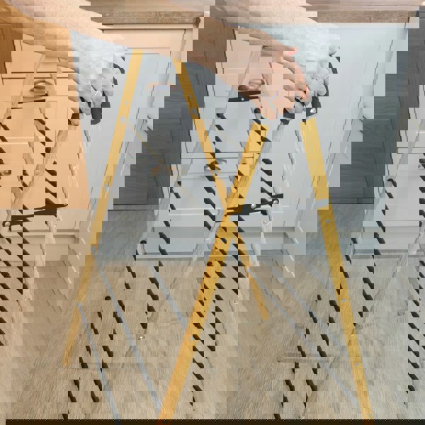 JVL Bamboo Extendable 4 Tier Clothes Ladder, Brown