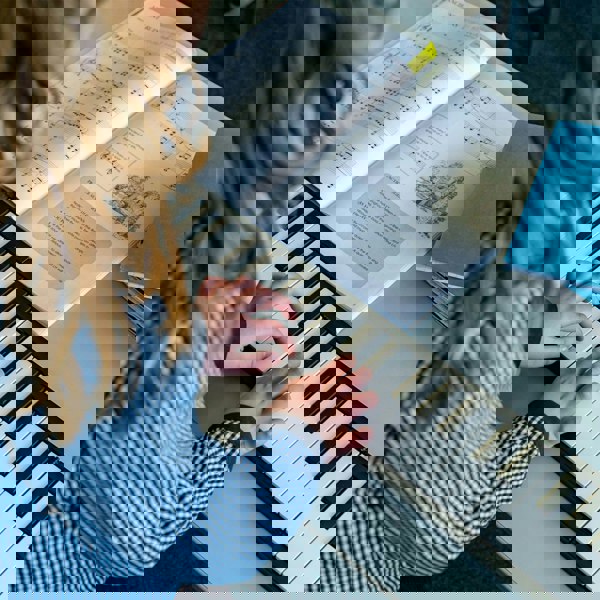 Carry-On 88 Key Touch Sensitive Folding Piano#Colour_Black