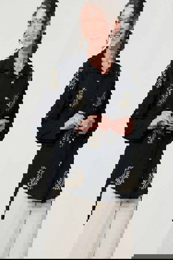 Black | Embroidered 3/4 Turn-Up Sleeve Shirt
