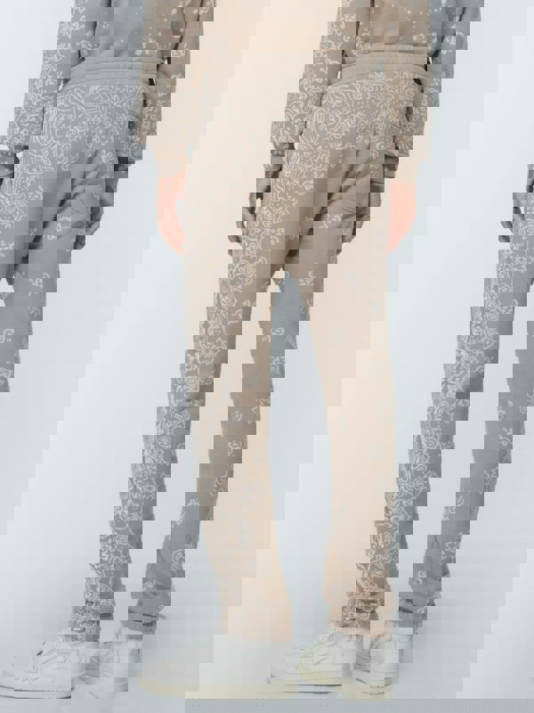 Amiri Bleach Bandana Sweatpants – Crockery