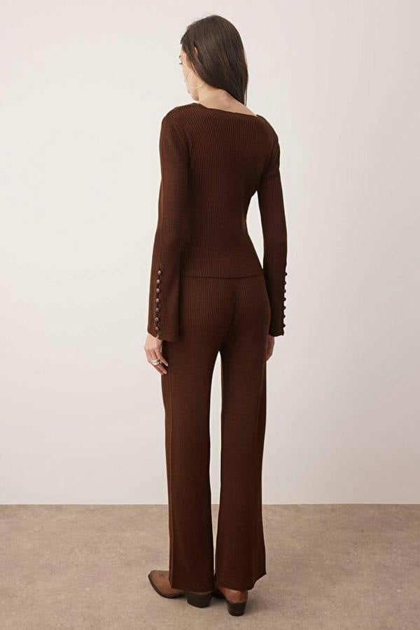 WOVCOR 2-Piece Square Neck Body-Hugging Knit Top and Bottom Set