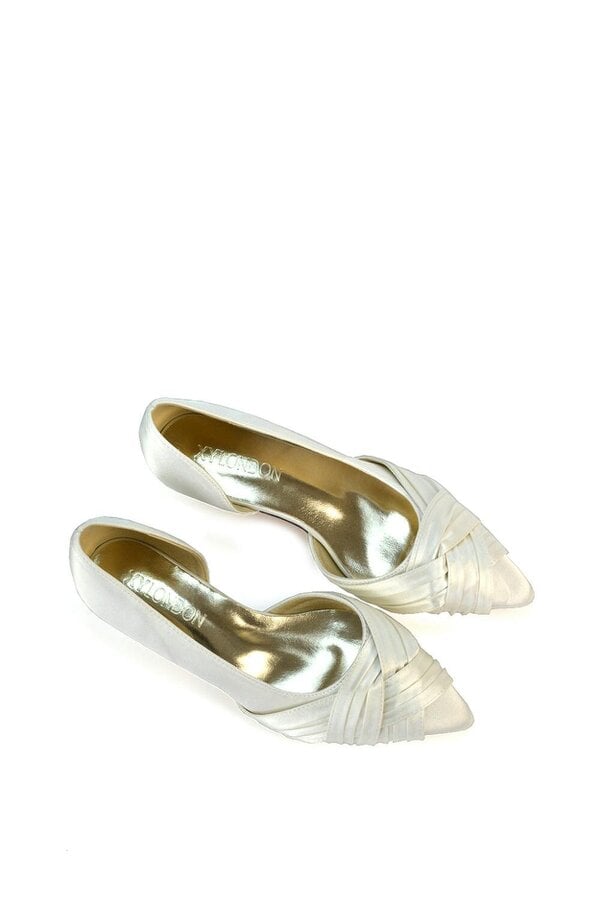 XY LONDON Pointed Toe Kitten Low Heel Classic Bridal Shoe Pumps