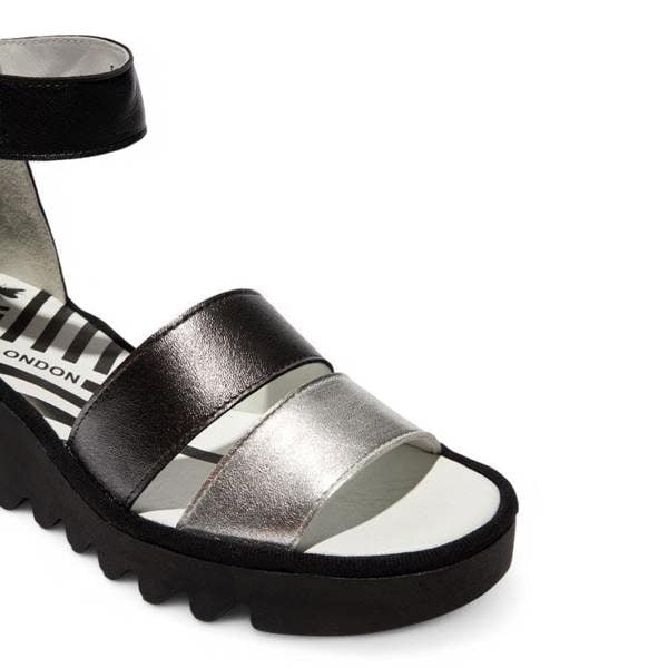 Fly London Women's BONO290FLY Silver Black Idra Leather Wedge Sandals