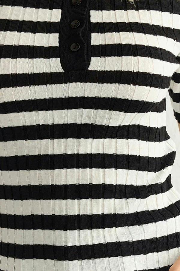 WOVCOR Basic Polo Collar T-Shirt Look Thin Blouse