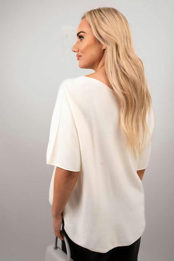 Della Short Sleeve V-neck Oversized Rhinestone Heart Detail Top - White