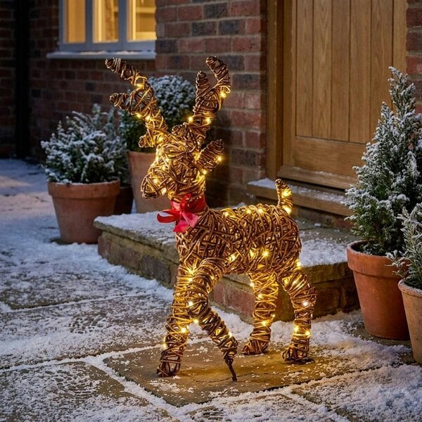 Garden Greatness Outdoor Walking Reindeer Multi-Action Light