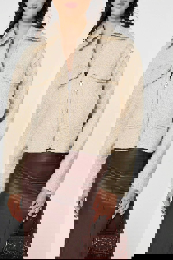 Beige | Collared Pocket Front Cropped Jacket
