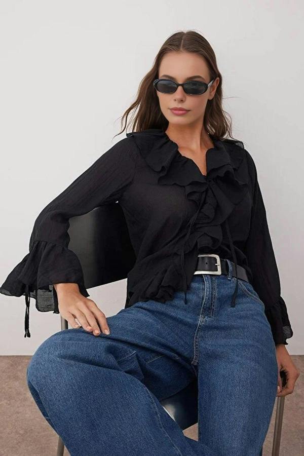 WOVCOR Ruffled Boho Long-Sleeve Woven Blouse