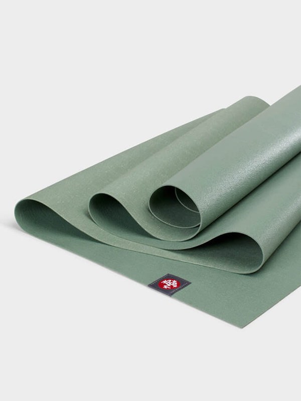 Manduka eKO SuperLite Travel 71" Standard Yoga Mat - Leaf Green