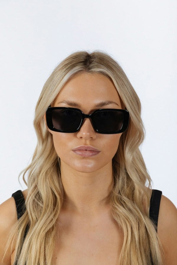 SVNX Rectangle Sunglasses in Black