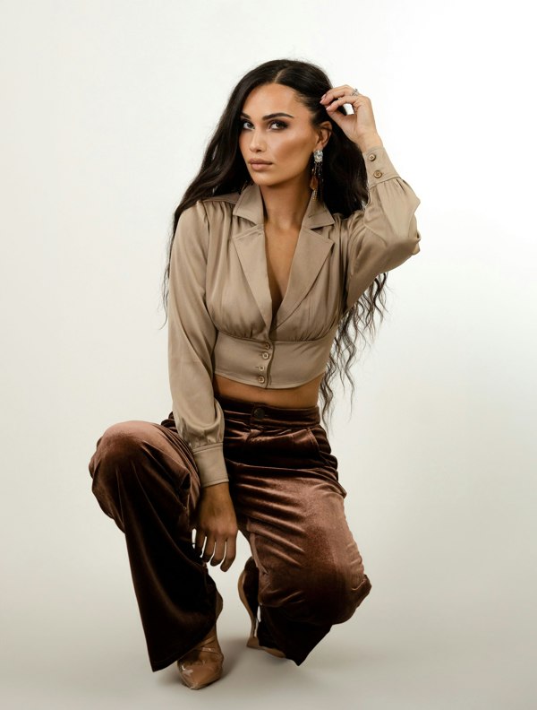 BALOU Silk Cropped Shirt - Brown