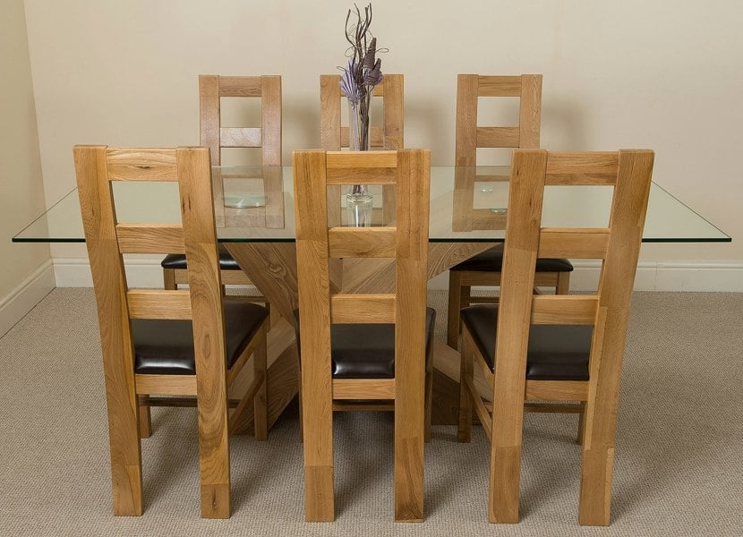 That's Furniture Valencia Oak Large Glass Dining Table & Yale Oak Chairs