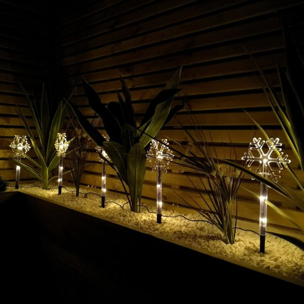 Samuel Alexander Battery Operated Set of 8 Light up Christmas Snowflake Garden Stakes with LEDs
