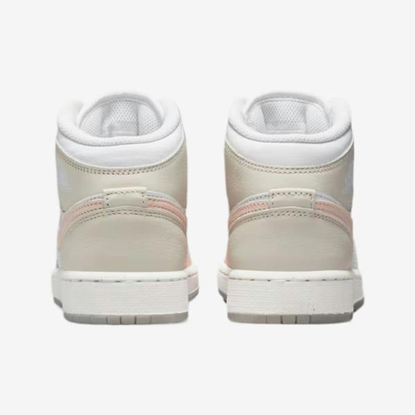 Nike HJ5940-100 Sneakers   in  White