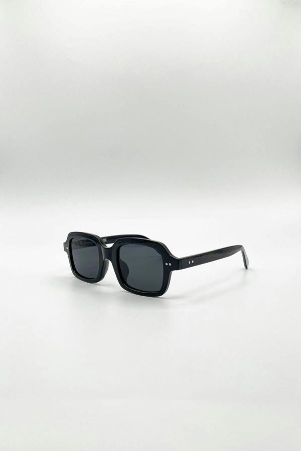 SVNX Bold Square Sunglasses In Black