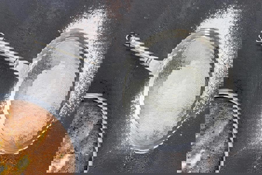 KitchenCraft Oval Handled Professional Stainless Steel Sieve, 18cm