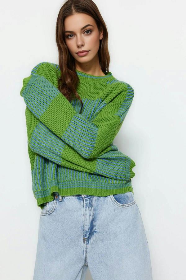 WOVCOR Wide Cut Striped Knit Sweater