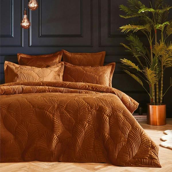 Paoletti Palmeria Velvet Quilted Duvet Cover Set - Rust - 