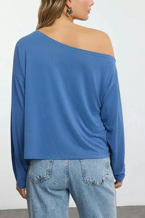 WOVCOR Boat Neck Relaxed Cut Knit Blouse