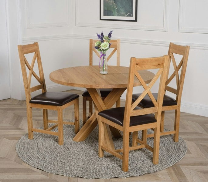 That's Furniture Oregon Round Oak Dining Table with Berkeley Oak Chairs