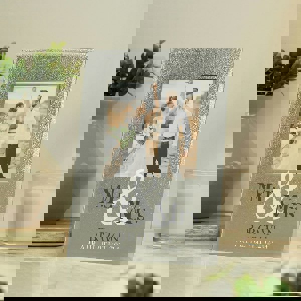 Personalised Memento Company Personalised Mr & Mrs 4x4 Glitter Glass Photo Frame