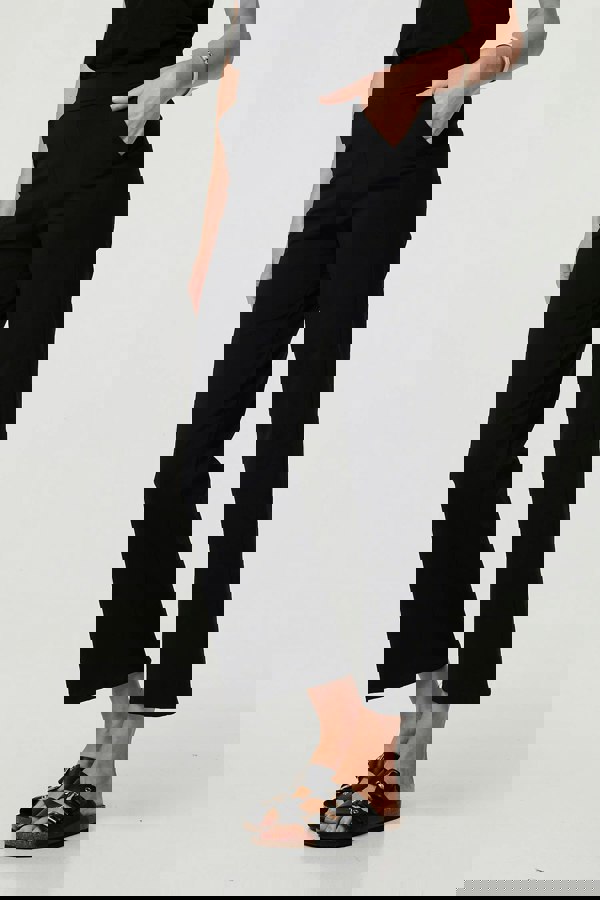 Black | High Waist Straight Leg Cropped Trousers
