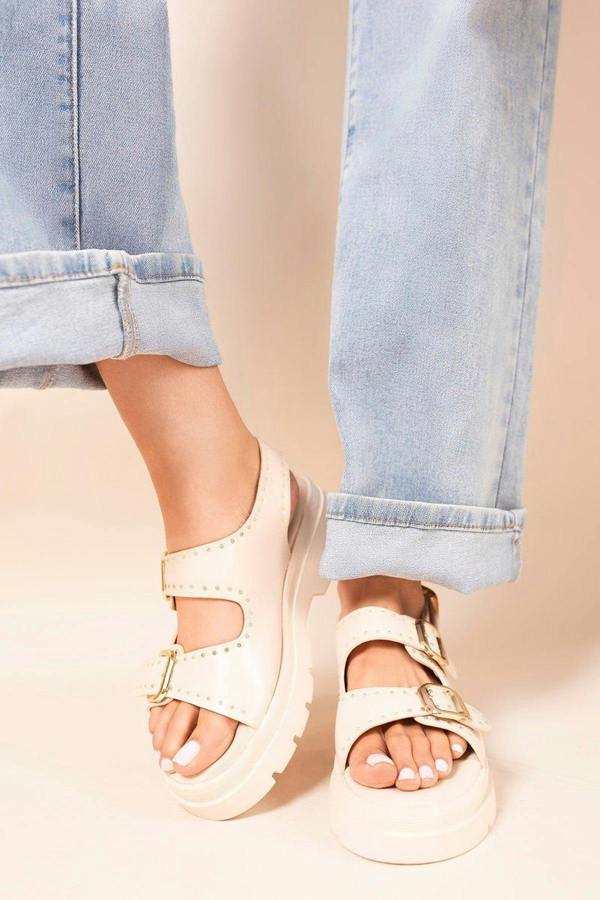 Zora Chunky Double Buckle Studded Platform Sandals - Black