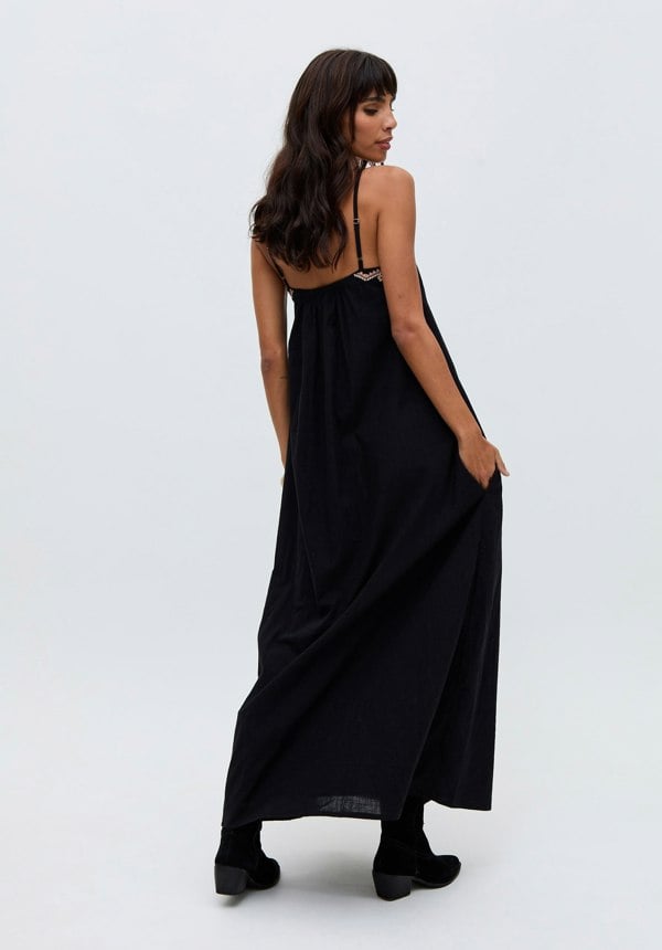 Sapphire Spaghetti Strap Embroidered Maxi Dress In Black