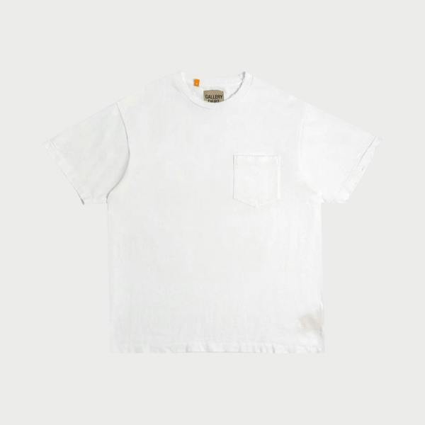 Supplied Fashion white vintage-style cotton t-shirt with a chest pocket and relaxed fit.