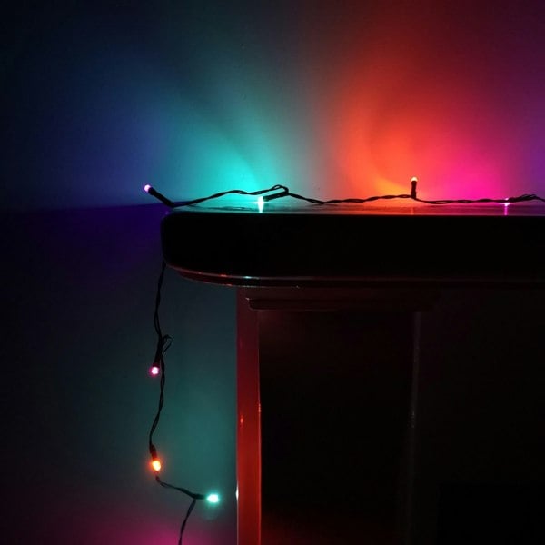 Samuel Alexander 100 LED 10m Premier Christmas Indoor Outdoor Multi Function Battery Operated String Lights with Timer in Rainbow
