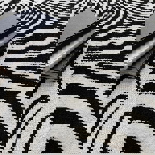 Asiatic Wilder Zebra Mono Rug