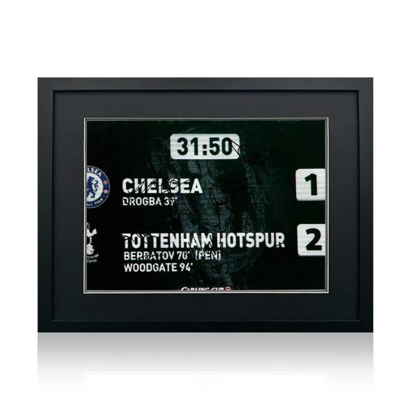 Tottenham Hotspur 2008 Squad Signed Image Deluxe Mount Frame