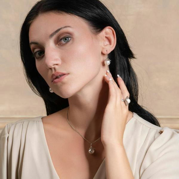 Adjustable Cocktail Ring for Women with a Pearl - namana.london