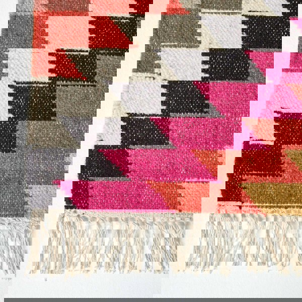 HOMESCAPES Jakarta Handwoven Geometric Kilim Wool Rug