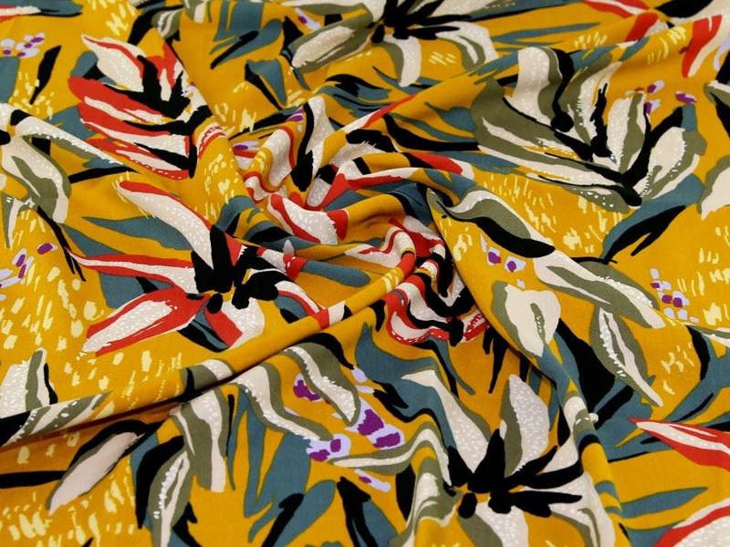 Minerva Core Range Deadstock Viscose Challis Fabric - Flowers Design Dressmaking Fabric, 140 cm / 56" Wide - per metre