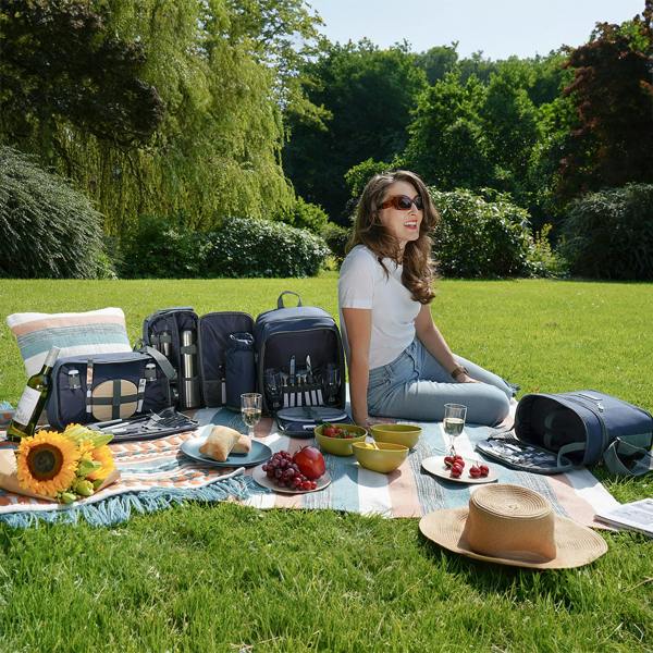 Country Living 2 Person Picnic Backpack