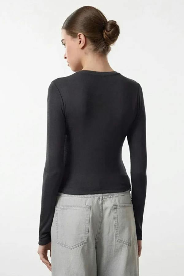 Hoxton Gal Premium Viscose Crew Neck Cropped Stretch Knit Blouse