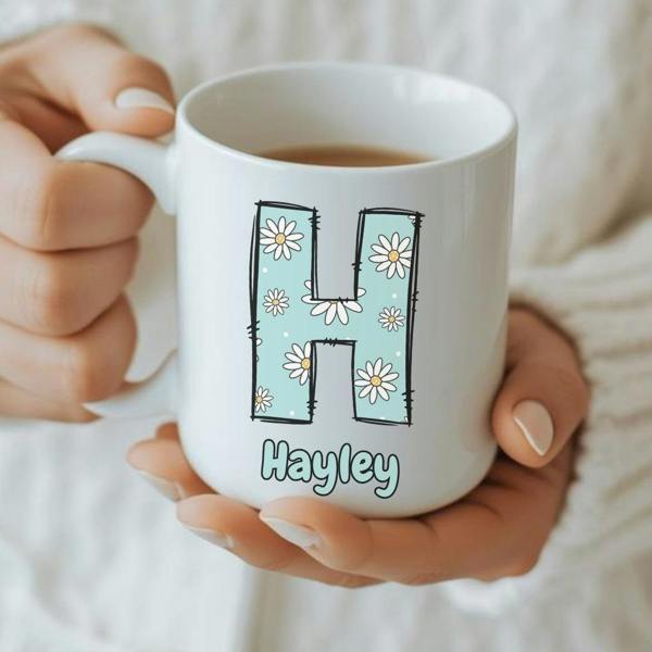 Personalised Daisy Flowers Initial & Name Mug Gift | Sister Daughter Mum