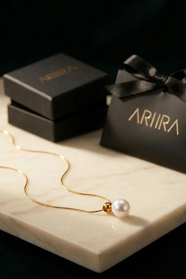 ARIIRA Oona Gold Tone Single Pearl Pendant