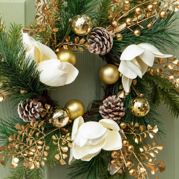 Samuel Alexander 40cm Champagne Magnolia Decorated Christmas Wreath