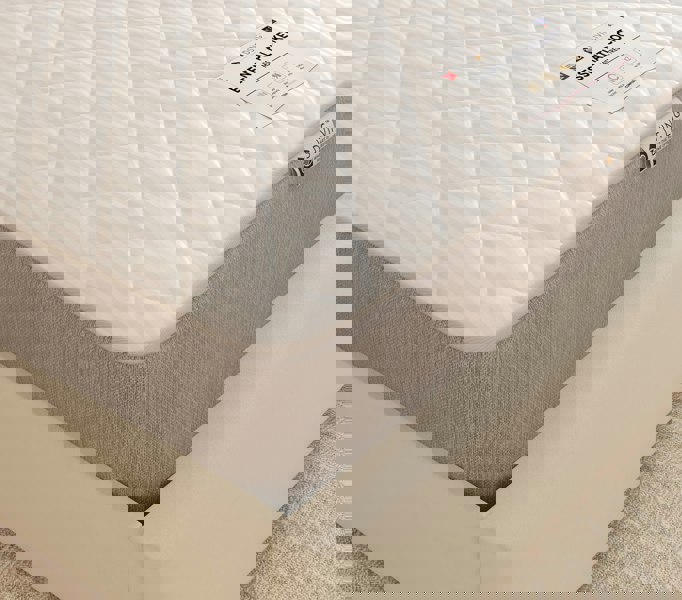 DS Living Luxe 800 Pocket Sprung Mattress with Comfort Layers- 3ft - Single - Essentials by DS Living