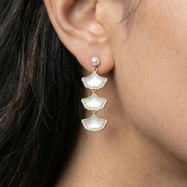 Uchi & Soto Gingko Gold Shell Earrings