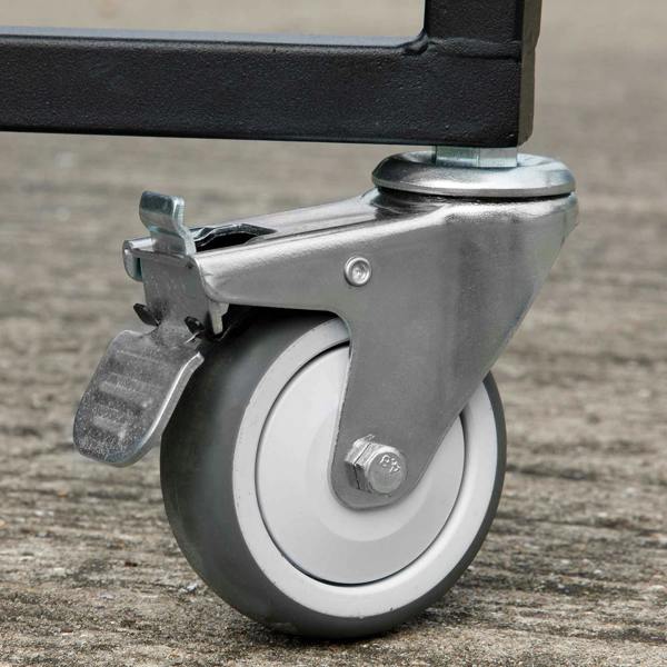 Dellonda DG159 Kamado Grills Action shot - brakes