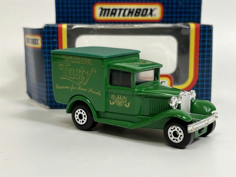 MCSlots Ford Model A William Lusty Green 1:64 Scale Matchbox MB38D S8