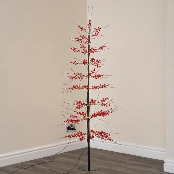 Samuel Alexander 1.5m Light up Red Berry Christmas Tree with 635 Warm White LEDs