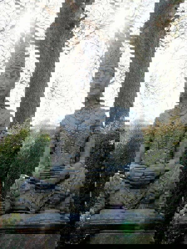 Sitting Oriental Thai Buddha Statue