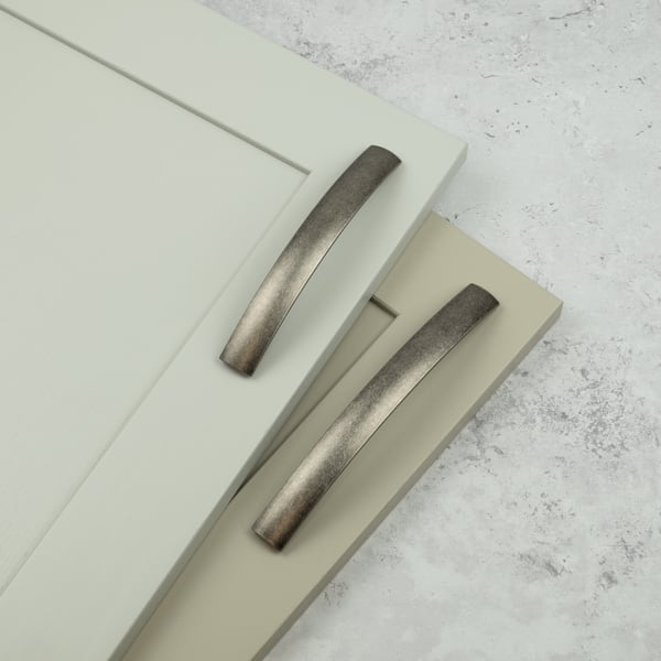 Handle & Home Antique Pewter Bow Cabinet Handle