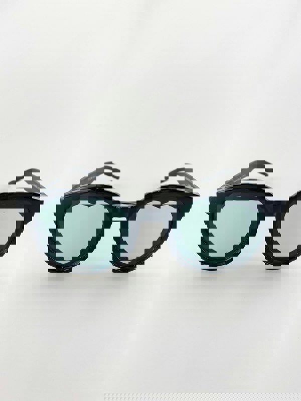 SVNX Round Frame Sunglasses with Heart Lenses