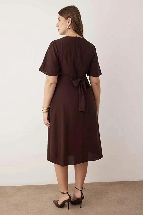 WOVCOR Accessory Detail Midi Plus Size Woven Dress