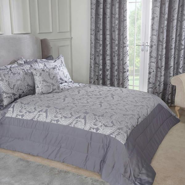 Duchess Bedspread Silver